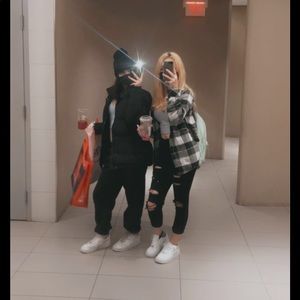 Meet your Posher, Abby